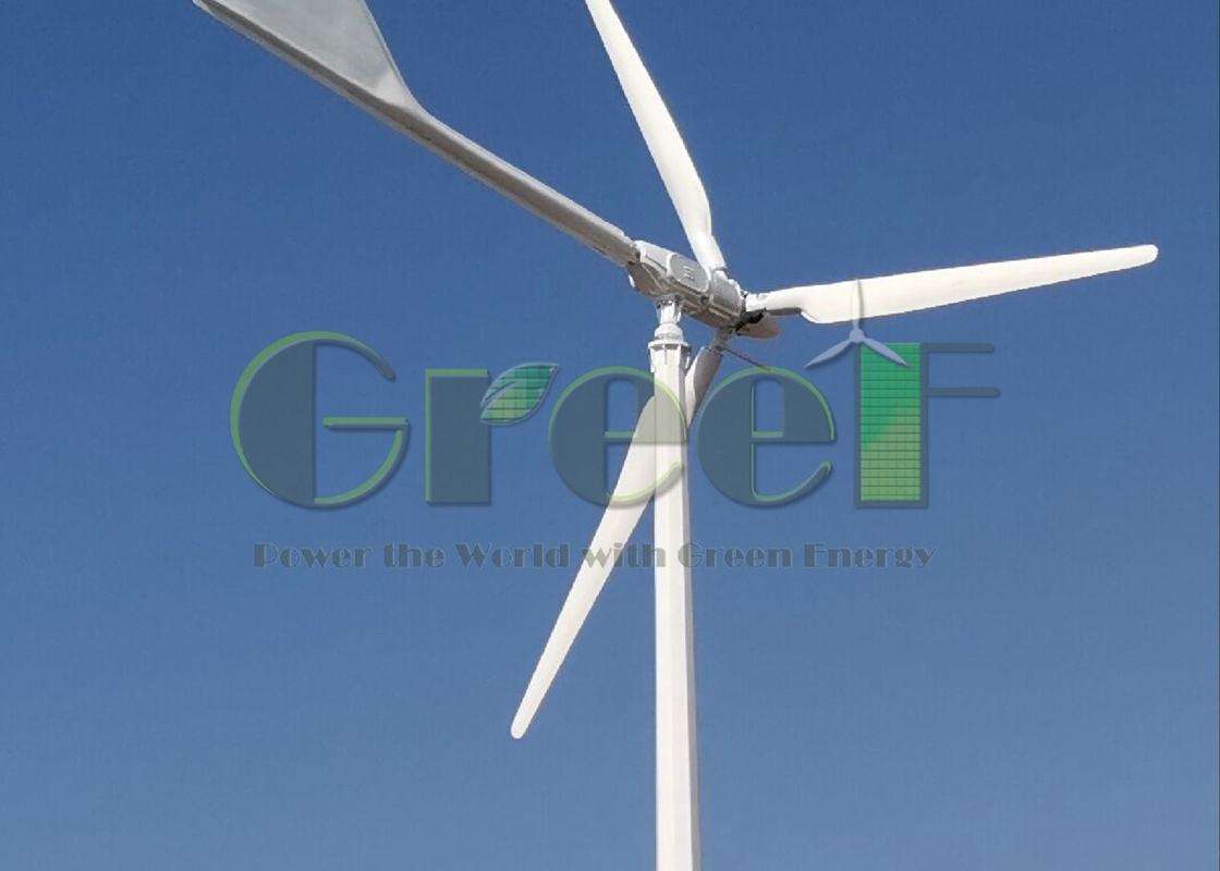 Méthode d'arrêt automatique par freinage pour éolienne horizontale avec pales en PRF et puissance nominale de 5 à 30 kW