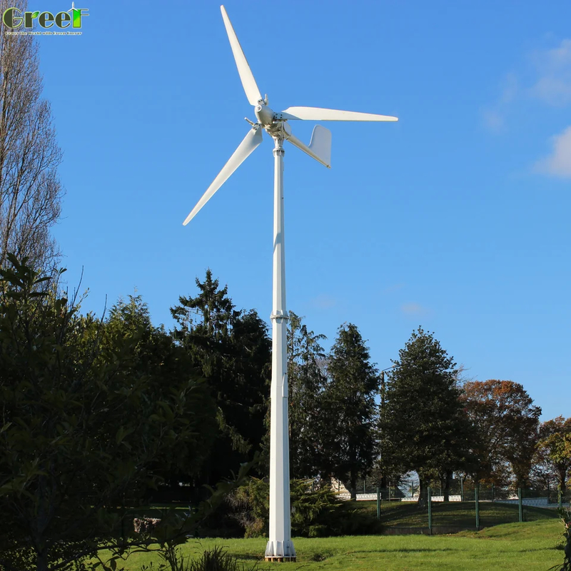 20 kW / 30 kW contrôle de la hauteur de l'éolienne Turbine à hauteur variable 30% Génération de puissance élevée Vitesse du vent de démarrage basse 2,5 m/s