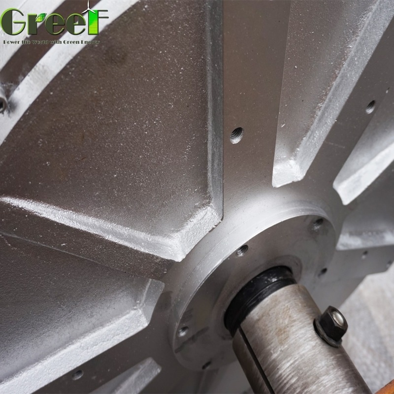 Générateur d'aimants permanents sans noyau de turbine à vapeur couple de démarrage 0,03 N/M Vitesse nominale 100RPM-600RPM Fréquence 50/60Hz