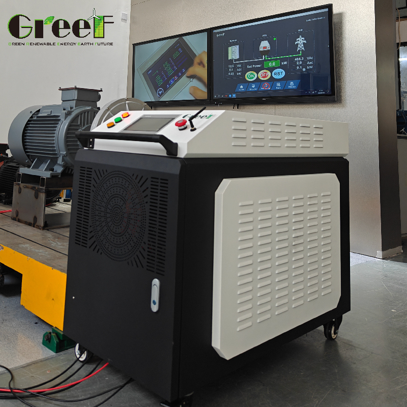 Système universel de conversion de puissance avec refroidissement par air intelligent à double fonction charge/décharge pour un fonctionnement connecté au réseau et hors réseau