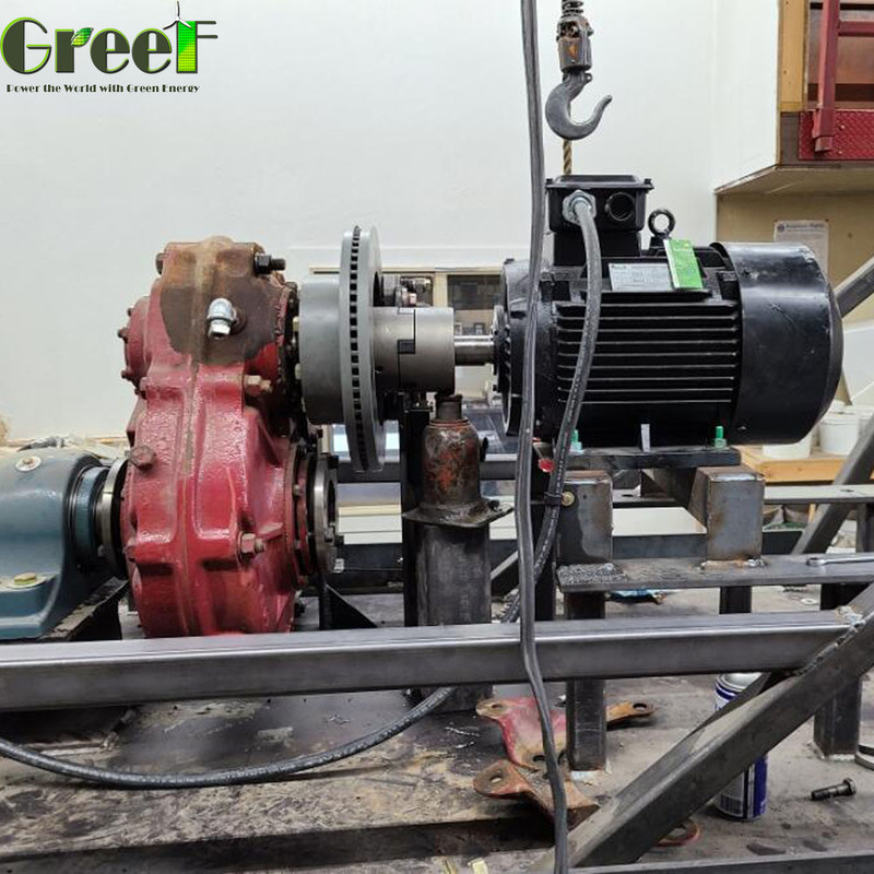 Contrôleur hors réseau 343 X 605 X 970mm avec AHCC et méthode de déchargement PWM