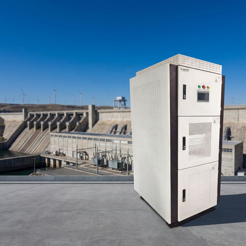 Contrôleur hybride éolien à topologie DC-DC Buck Boost avec tension de sortie AC de 450 V et écran tactile LCD pour la collecte d'énergie éolienne