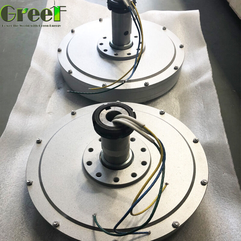 Moteur synchrone à courant alternatif 3 phases Moteur électromécanique fournissant de l'eau au ventilateur et des méthodes d'auto-refroidissement Idéal pour les opérations industrielles