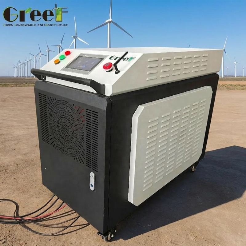 Onduleur de stockage d'énergie avec tension nominale du réseau de 400V, protection IP54 et écran tactile intelligent LCD pour la conversion d'énergie solaire